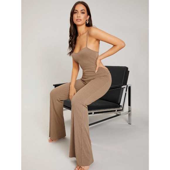 ❗️ Minimalist Open Back Cami Jumpsuit flared pants burgundy - Picture 10 of 11